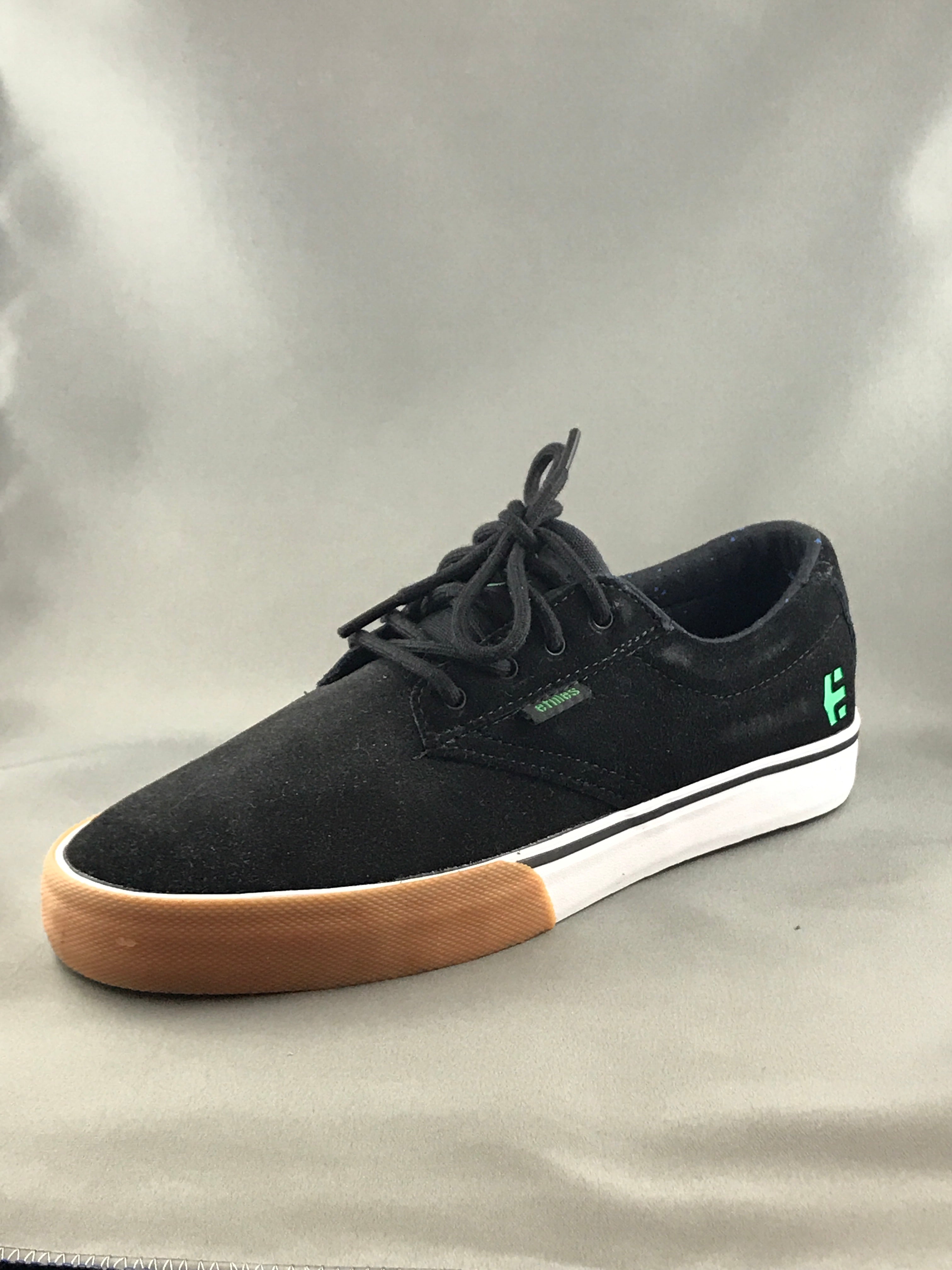 Etnies Jameson Vulc x Pyramid Country